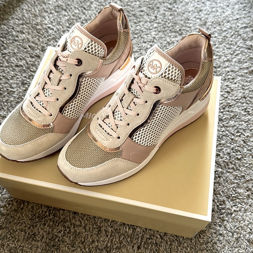 NEW Michael Kors- Crista Trainer